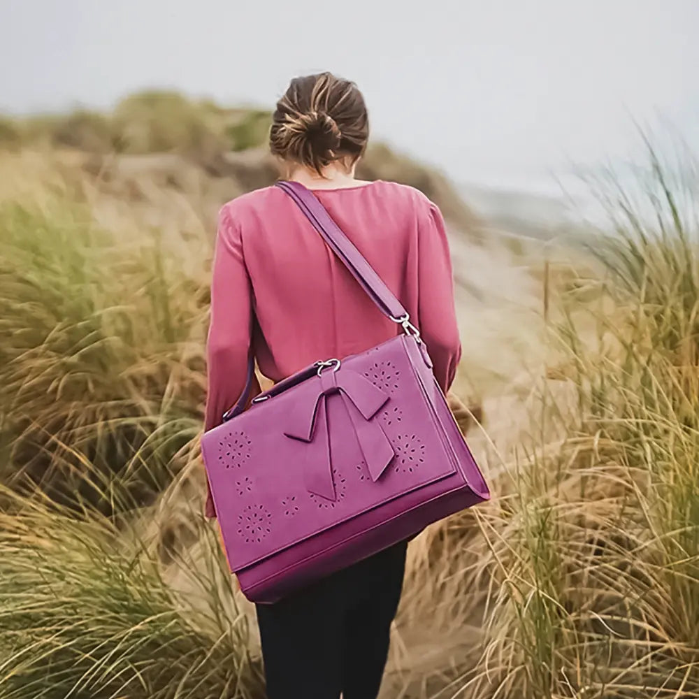 Nancy's Elegant Bow-Tie Satchel